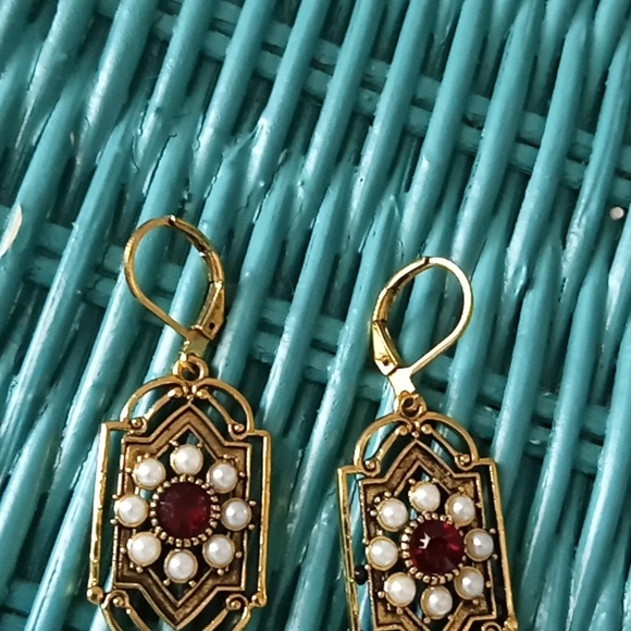 New Vintage Dark Red Themed Dangles - Picture 6 of 6